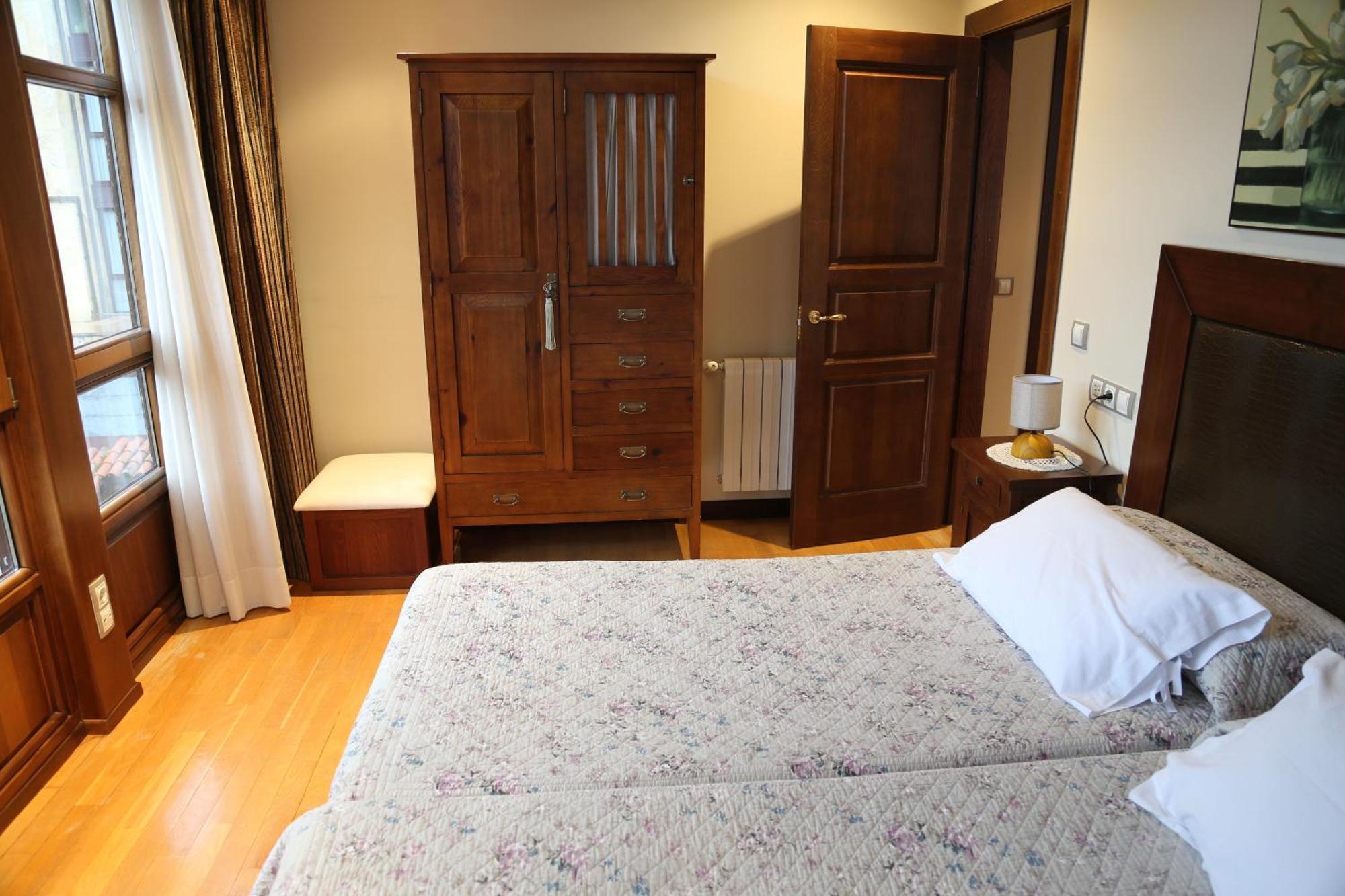Apartamentos La Pontiga *** Infiesto Camera foto