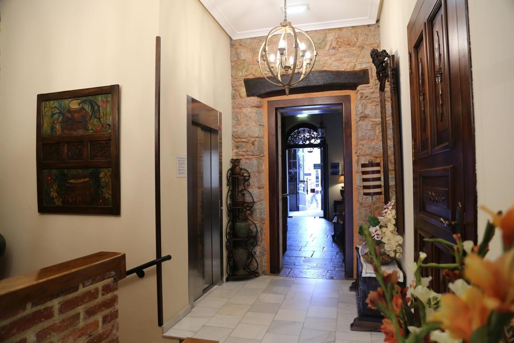 Apartamentos La Pontiga *** Infiesto Esterno foto