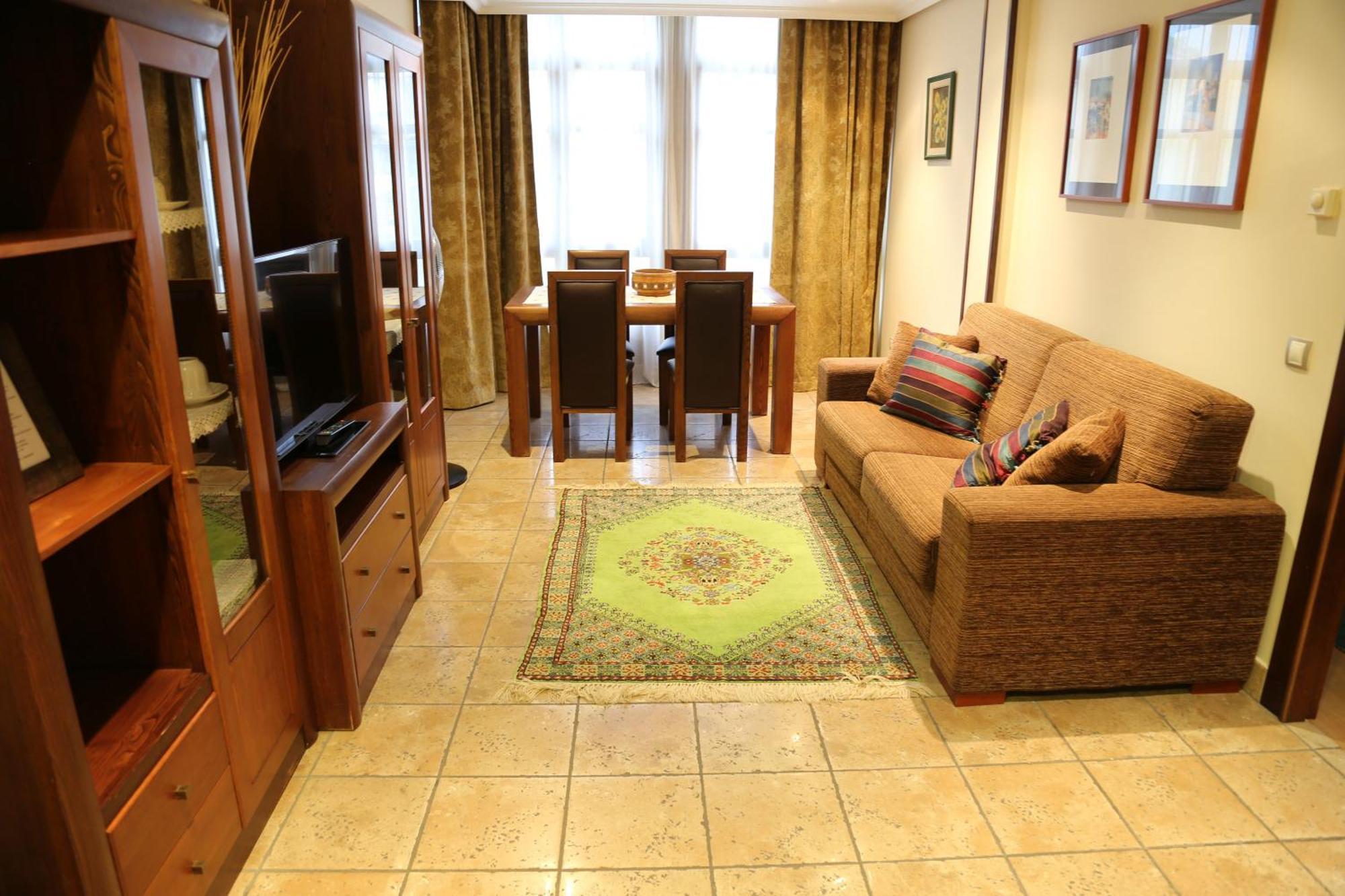 Apartamentos La Pontiga *** Infiesto Camera foto